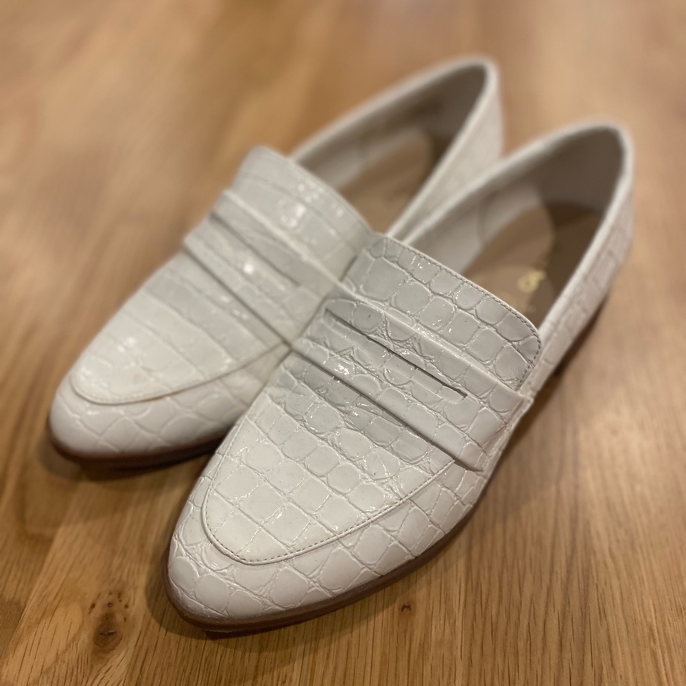 ALDO shoes - size 7 US/ 37 EUR. White. Barely used